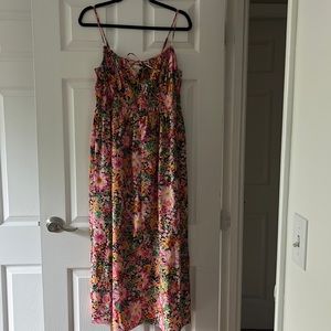 NWOT H&M Floral Dress